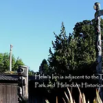 Helm\'S Inn